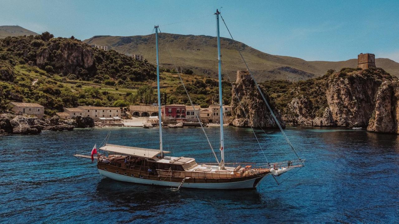 Sicily Sea Charter Caicco Hande Capo Galera ปาแลร์โม ภายนอก รูปภาพ