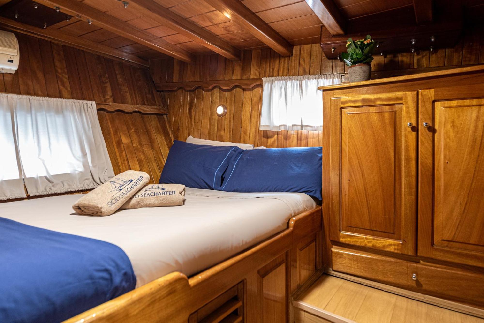 Sicily Sea Charter Caicco Hande Capo Galera ปาแลร์โม ภายนอก รูปภาพ